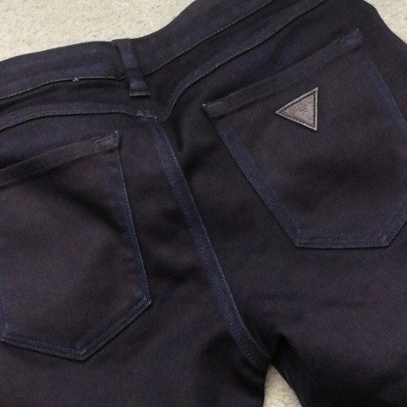 ✨GUESS Brittney skinny jeans NWT - Picture 2 of 3